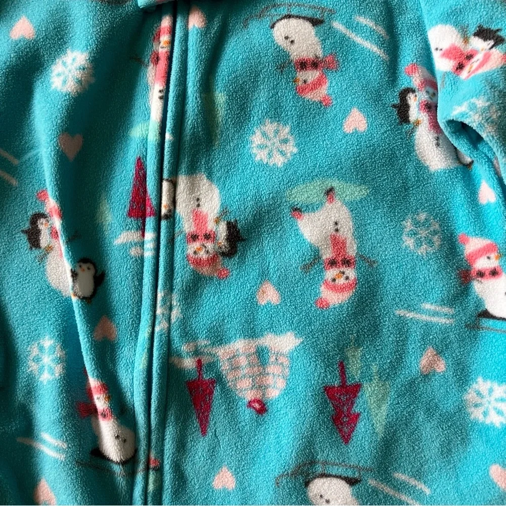 Carter's Blue and White Footies with Enclosed Feet 12M